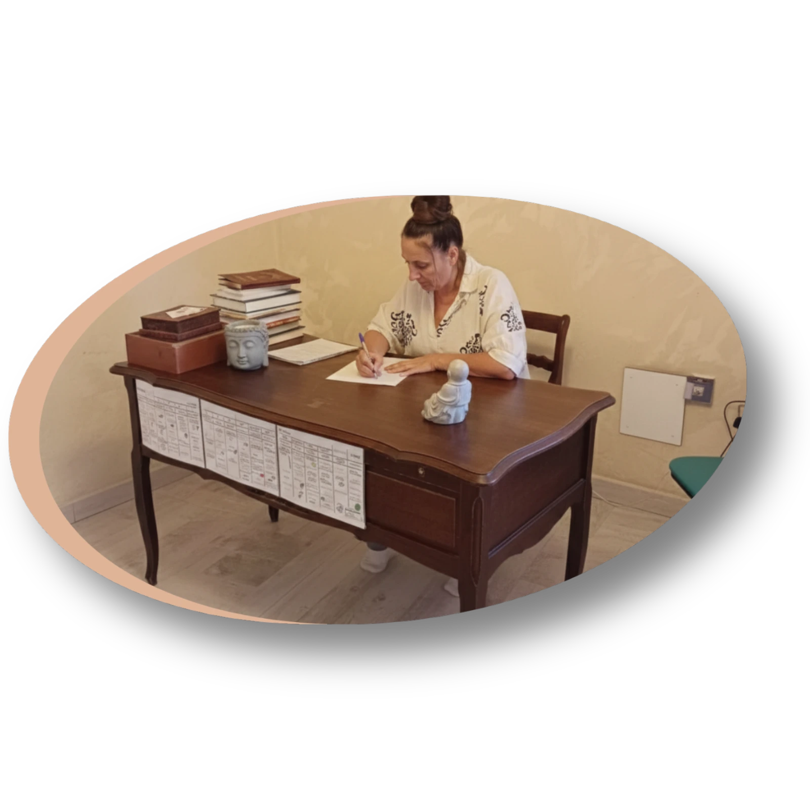 Cabinet Solune Harmonie à Magnières, spécialisé dans le nettoyage énergétique des maisons.